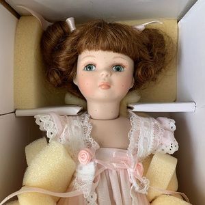 Marie Osmond Porcelain Doll “Dottie Ann”